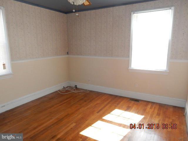 3115 White Way Road Baltimore, MD 21219 - Photo 8 of 11 Bedroom