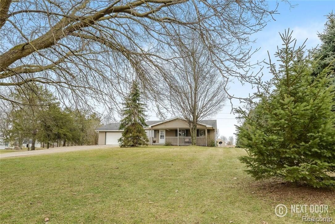 3611 Steinacker Road Howell, MI 48855 - Photo 15 of 20 Front of Home
