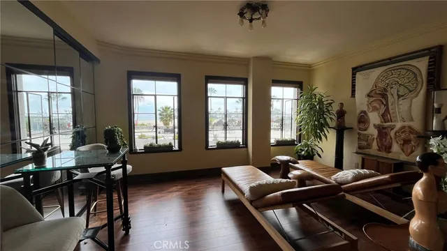 $3,300 | 800 East Ocean Boulevard, Long Beach, CA 90802
