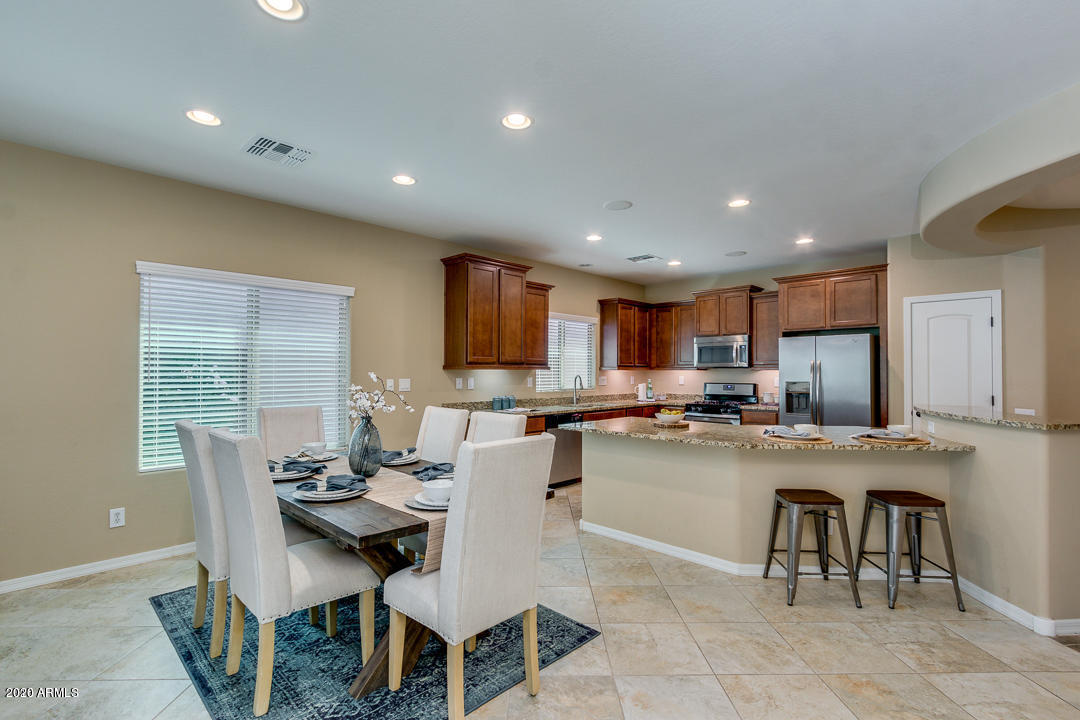3608 East Abraham Lane Phoenix, AZ 85050 - Photo 5 of 36 4 looking into kitchen
