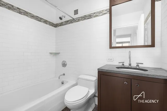 $900,000 | 137 East 36th Street, Unit 3F | Murray Hill