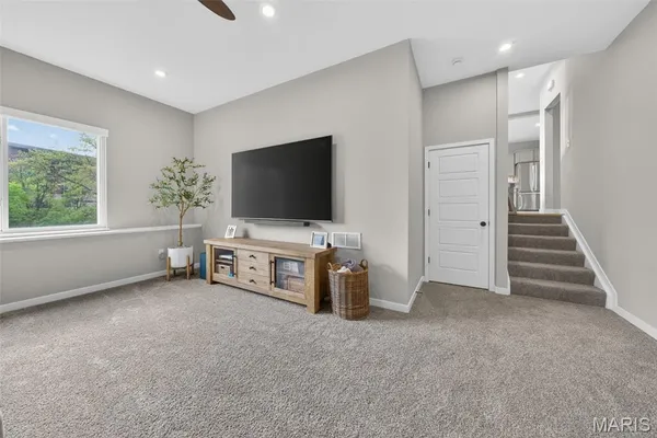 $640,000 | 208 Kerry Downs Drive, O'Fallon, MO 63368