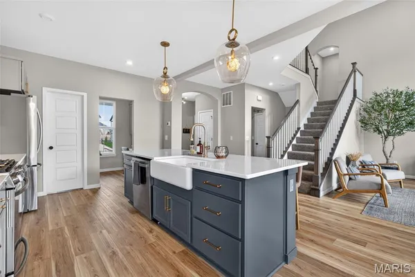 $640,000 | 208 Kerry Downs Drive, O'Fallon, MO 63368