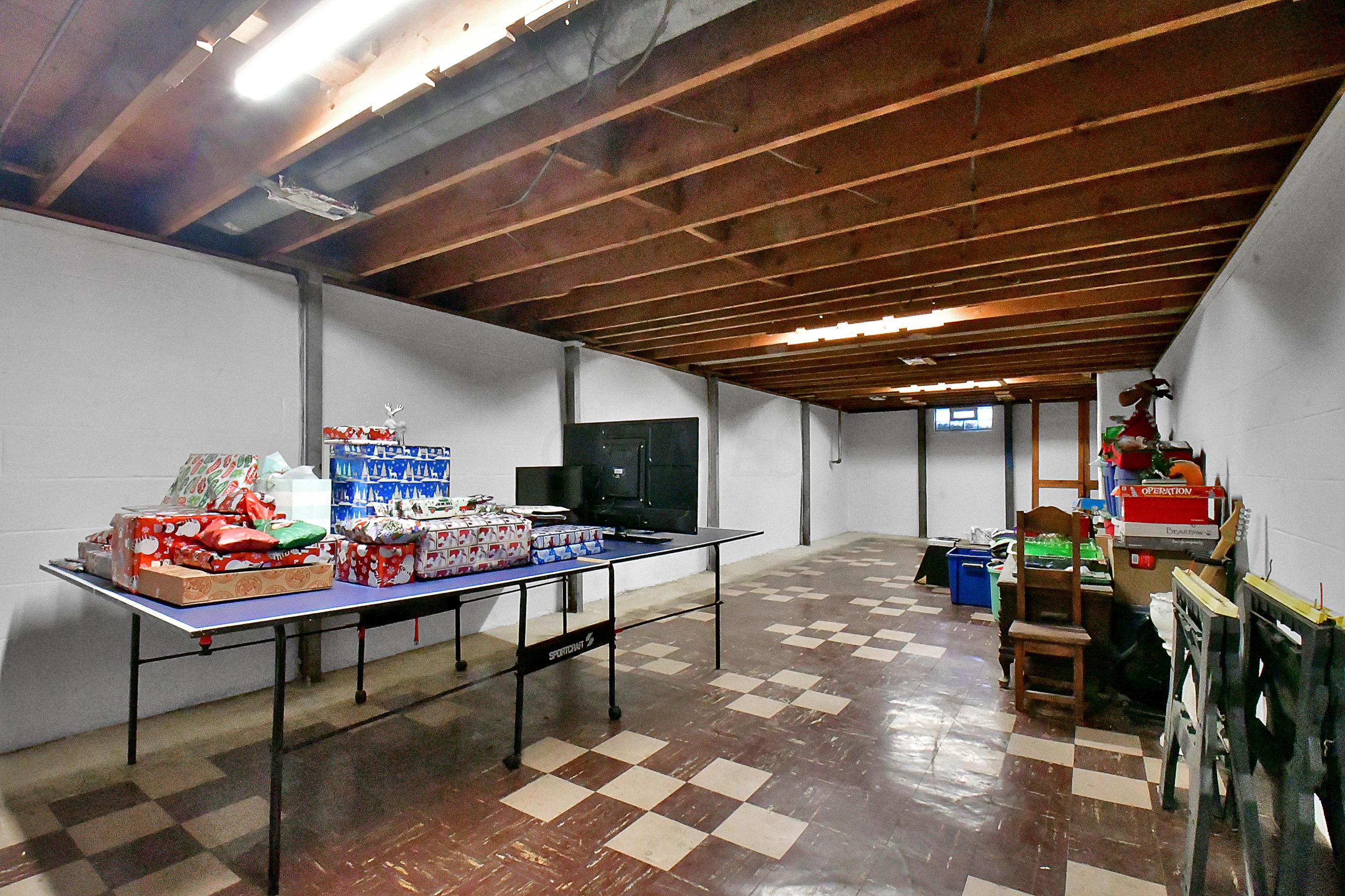 674 Agler Road Columbus, OH 43230 - Photo 19 of 25 Gallery Image 19