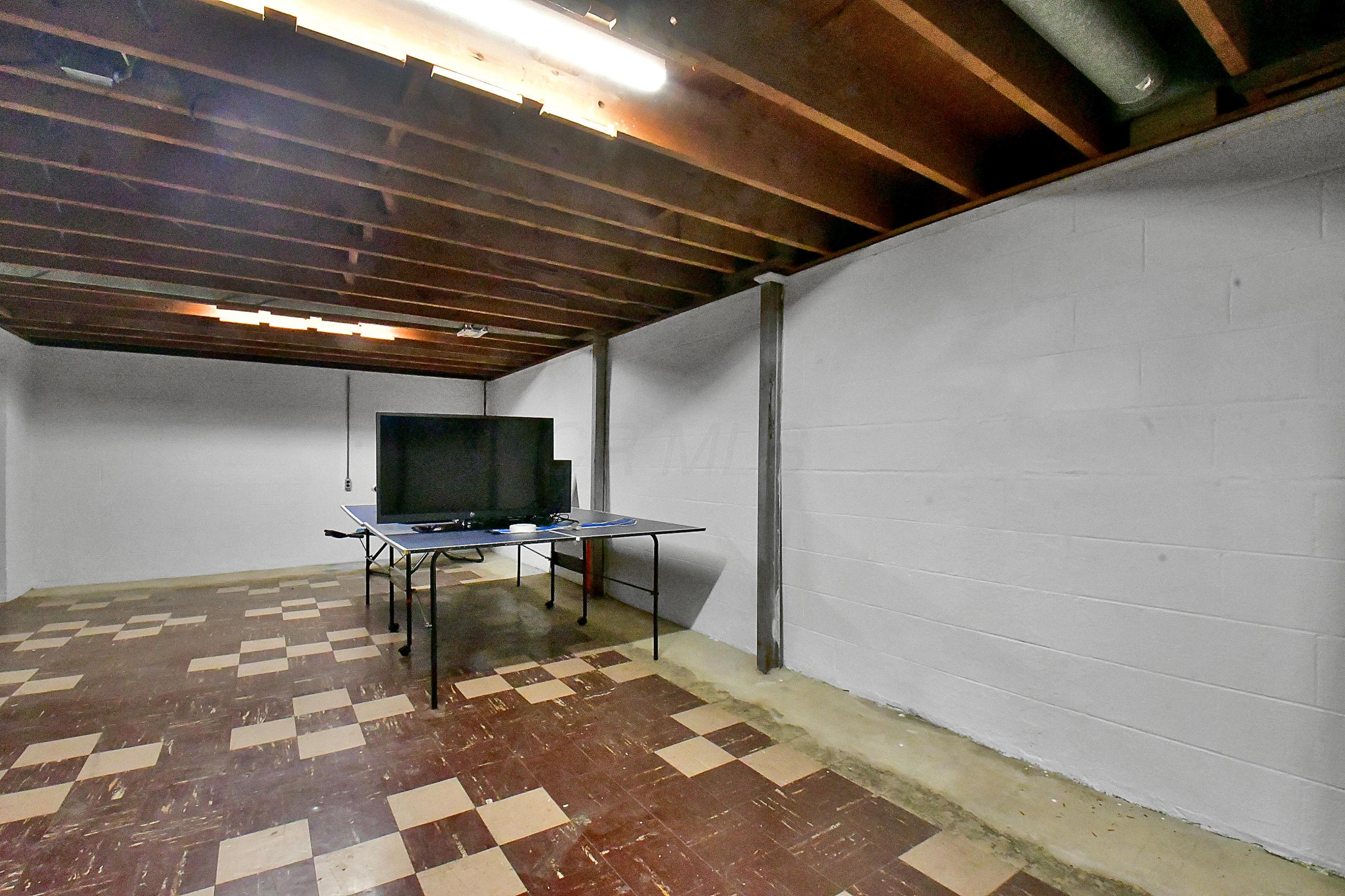 674 Agler Road Columbus, OH 43230 - Photo 20 of 25 Gallery Image 20
