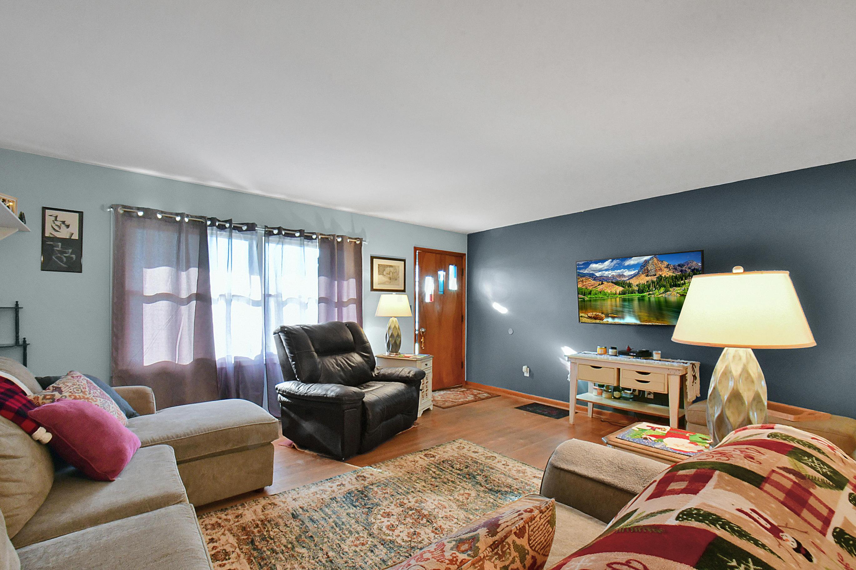 674 Agler Road Columbus, OH 43230 - Photo 7 of 25 Gallery Image 7