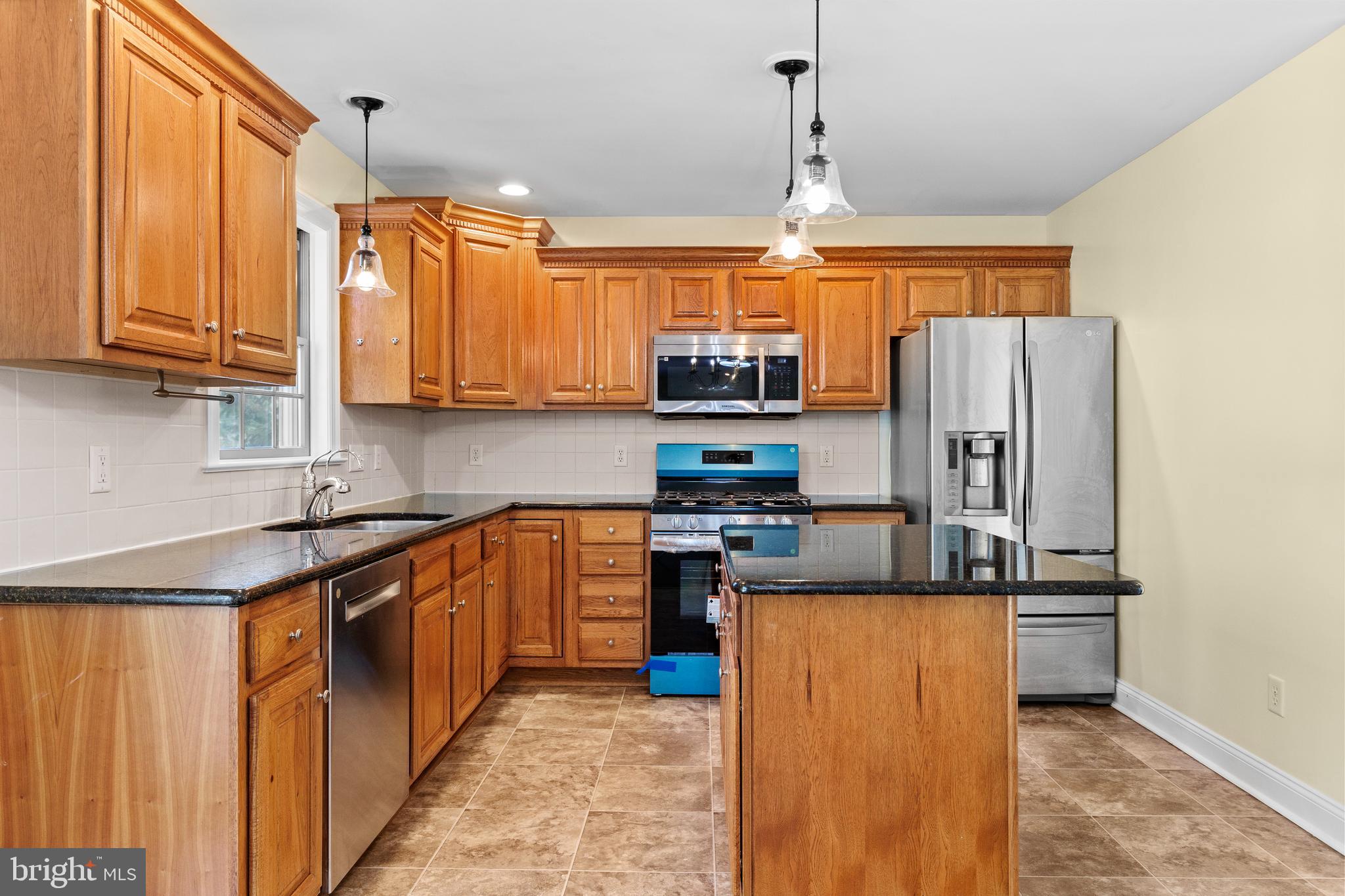 1227 Landis Valley Road Lancaster, PA 17601 - Photo 9 of 45