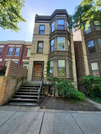 $3,300 | 1930 North Bissell Street, Unit 2, Chicago, IL 60614
