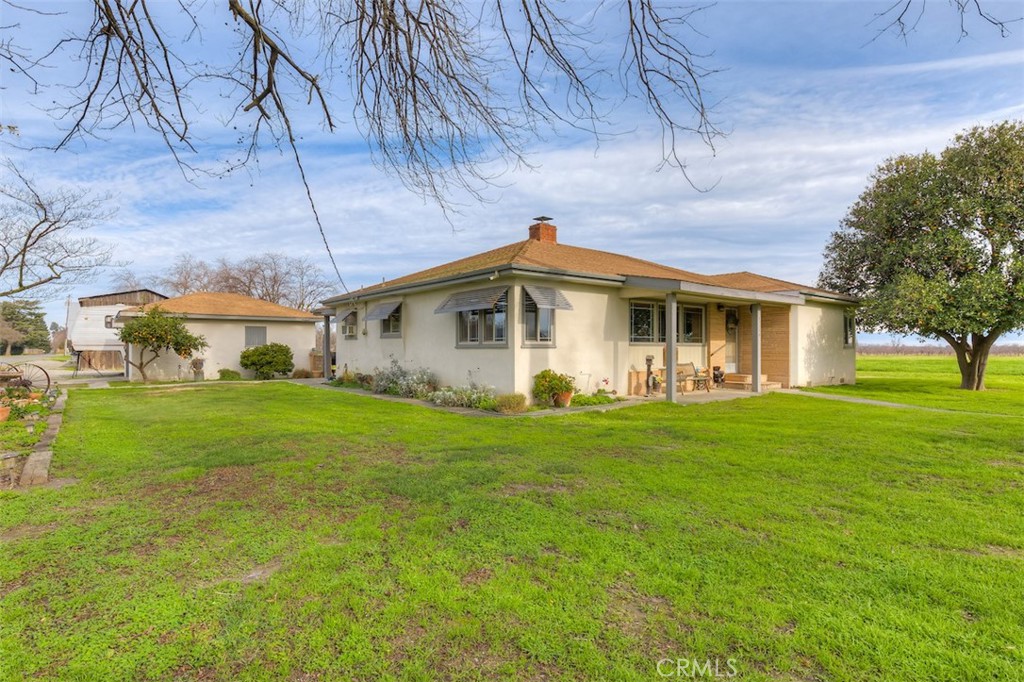 23256 Richfield Road Corning, CA 96021 - Photo 3 of 60 a view of a yard in front of house