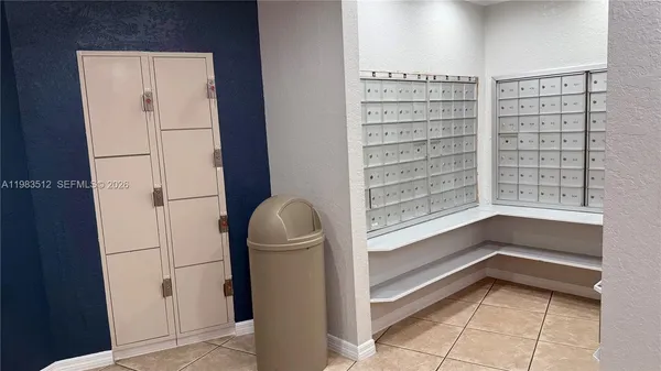 $1,675 | 1200 St Charles Place, Unit 420, Pembroke Pines, FL 33026
