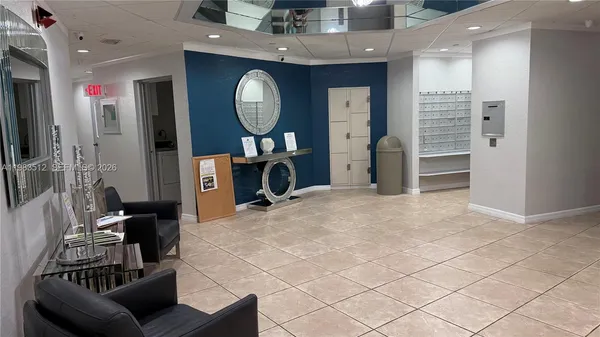 $1,675 | 1200 St Charles Place, Unit 420, Pembroke Pines, FL 33026