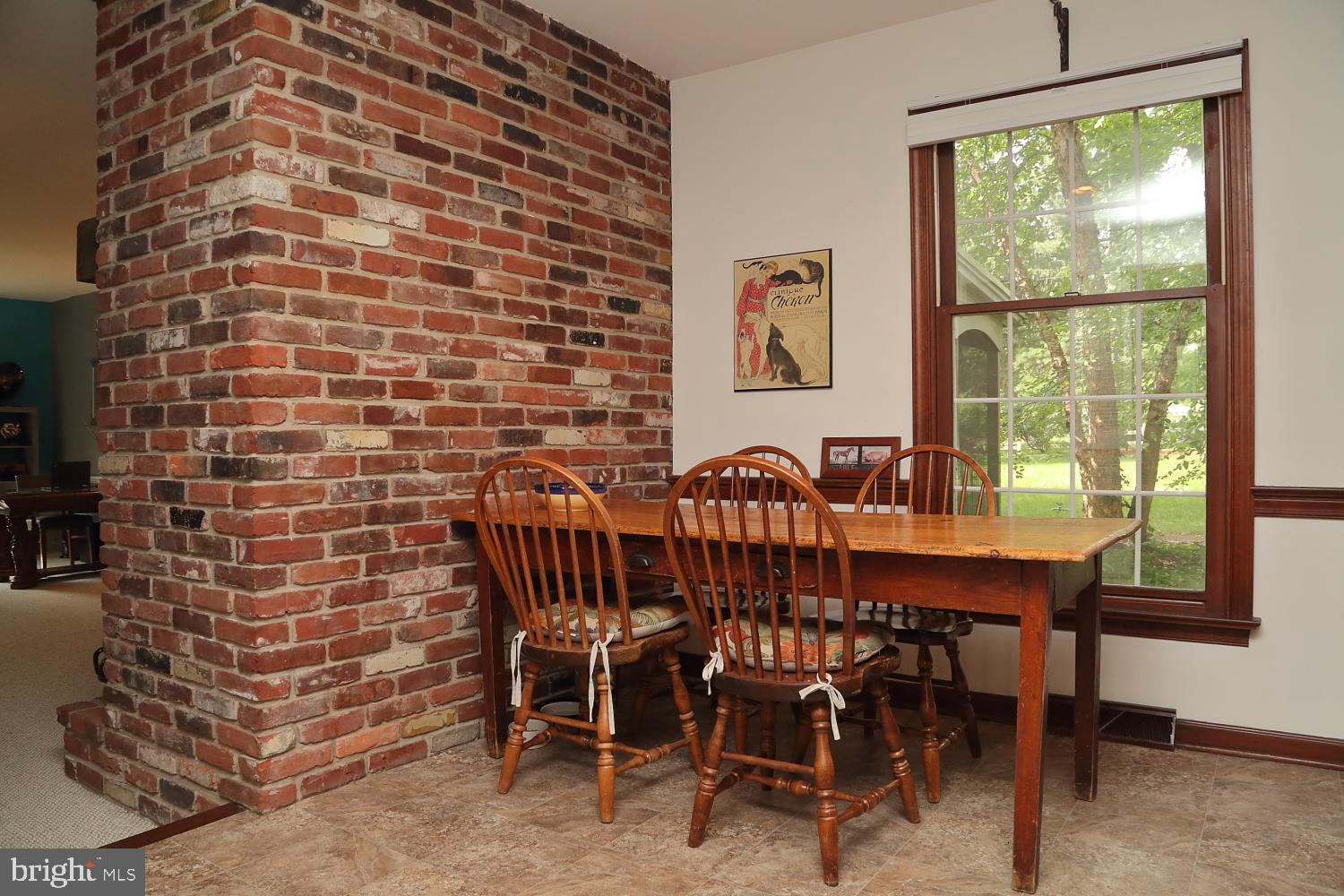 235 St Thomas Road Lancaster, PA 17601 - Photo 15 of 32 a view of a dining room with furniture and a window