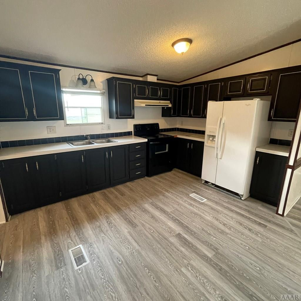 1039 B Macedonia Road Edenton, NC 27932 - Photo 3 of 15 Kitchen