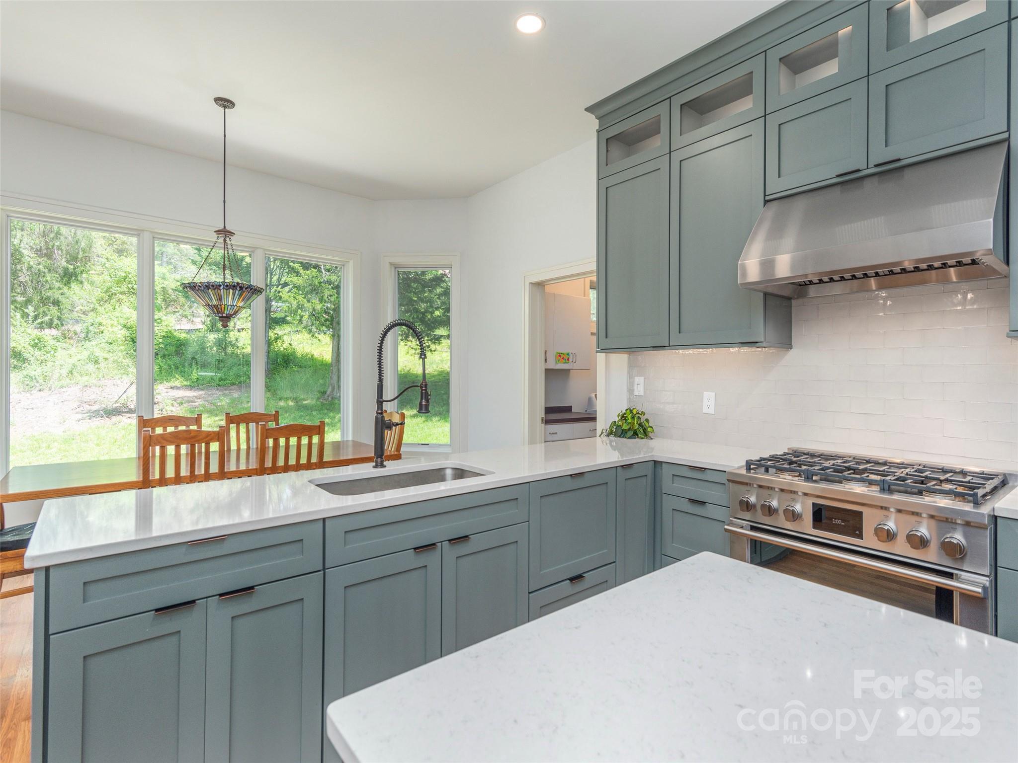 341 Racquet Club Road Asheville, NC 28803 - Photo 16 of 34