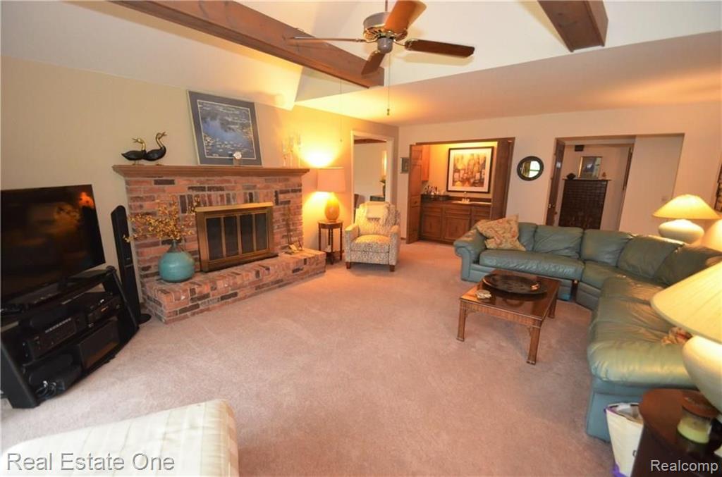 1007 Hidden Lane Rochester Hills, MI 48309 - Photo 7 of 61