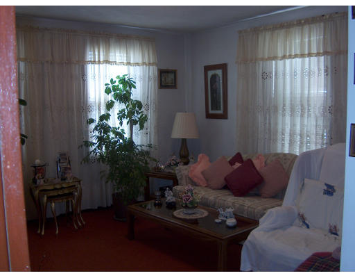 158 Baker Street Boston, MA 02132 - Photo 3 of 8