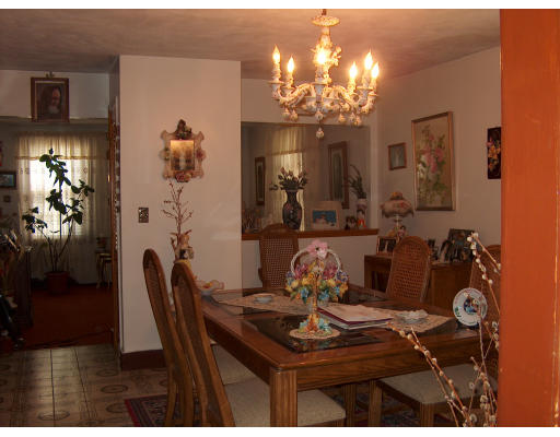158 Baker Street Boston, MA 02132 - Photo 5 of 8