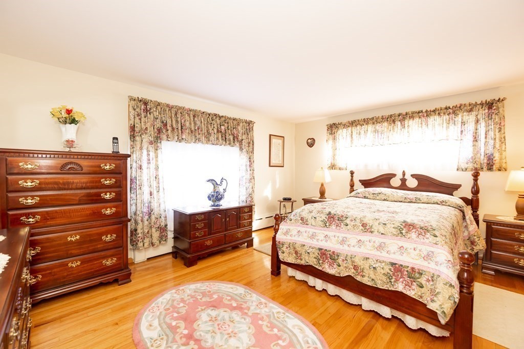 33 Wheeler Street Fall River, MA 02724 - Photo 15 of 37