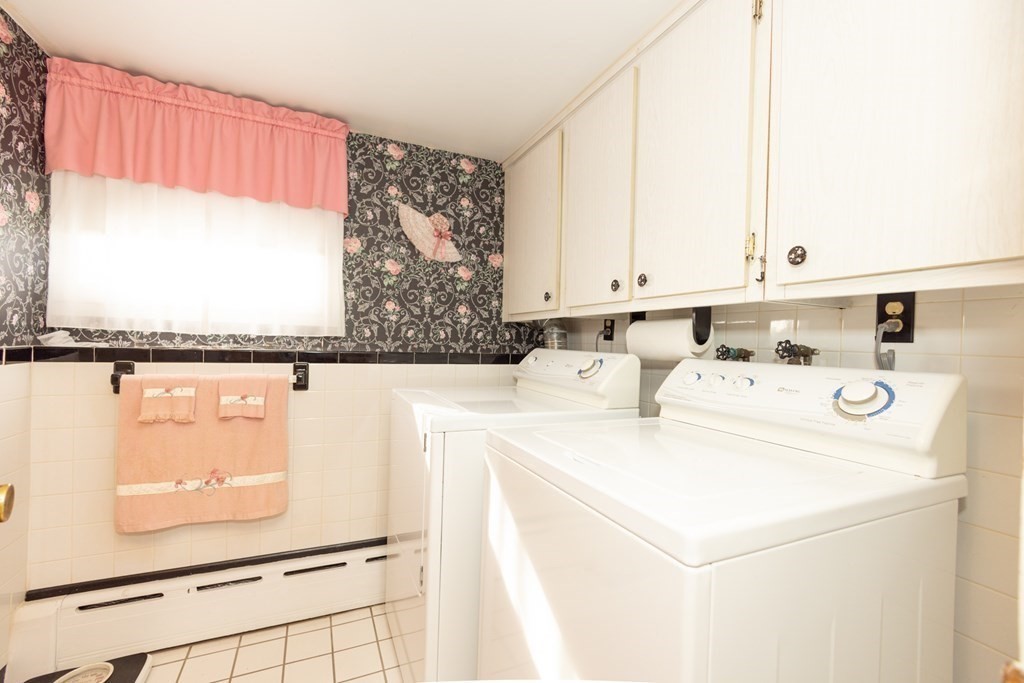 33 Wheeler Street Fall River, MA 02724 - Photo 26 of 37