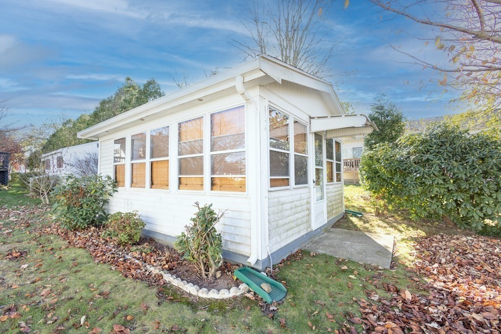 33 Wheeler Street Fall River, MA 02724 - Photo 27 of 37