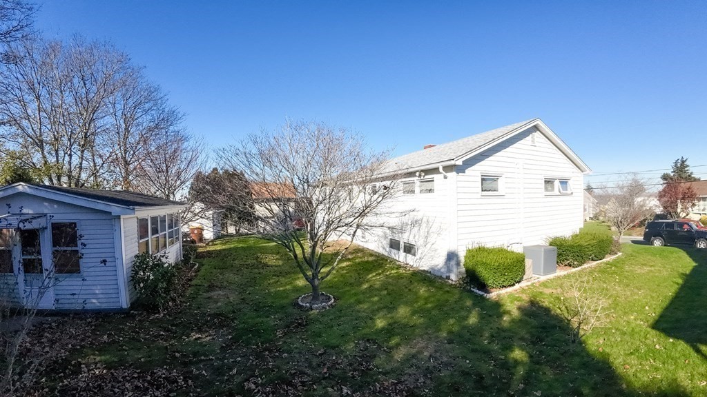 33 Wheeler Street Fall River, MA 02724 - Photo 33 of 37