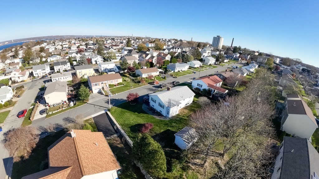 33 Wheeler Street Fall River, MA 02724 - Photo 4 of 37