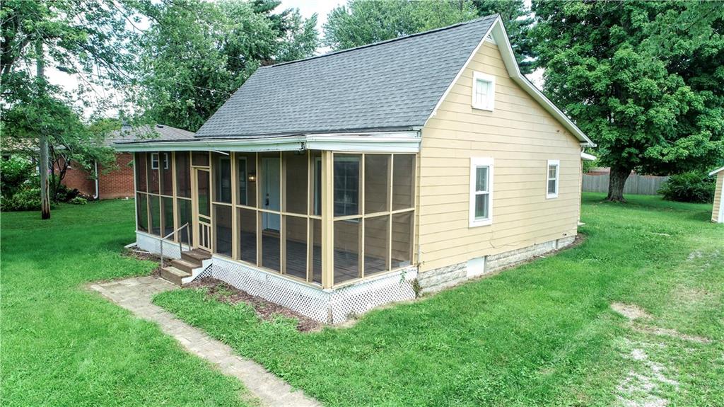 7129 Combs Road Indianapolis, IN 46237 - Photo 22 of 27 Gallery Image 22