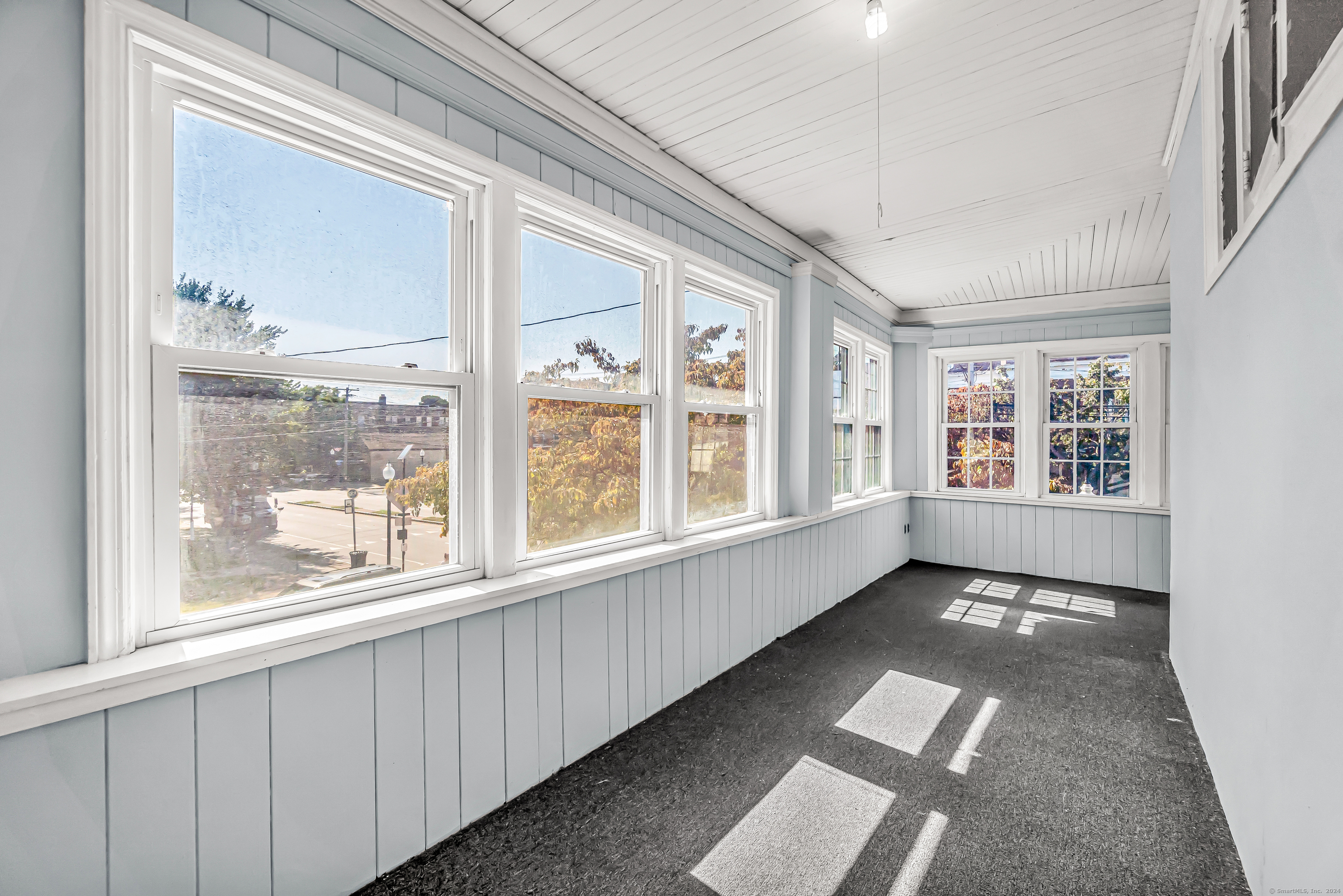 2679 Fairfield Avenue, Unit 2 Bridgeport, CT 06605 - Photo 18 of 22 a view of an empty room with a window