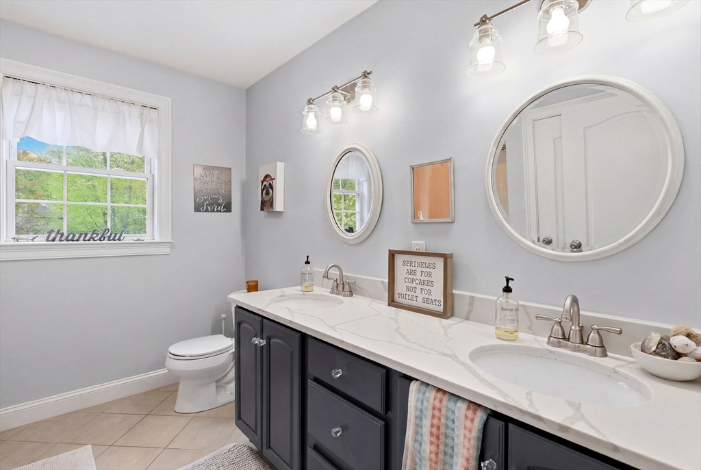 76 Old Farm Road Douglas, MA 01516 - Photo 21 of 35