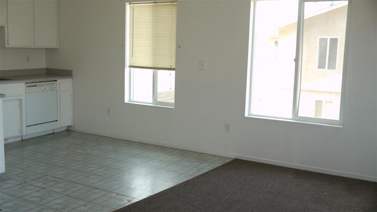 1708 Merced Street, Unit 100 Madera, CA 93638 - Photo 3 of 8 Gallery Image 3