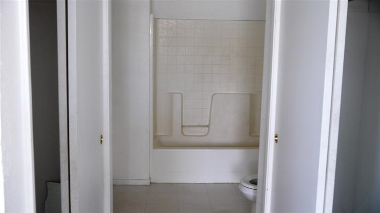 1708 Merced Street, Unit 100 Madera, CA 93638 - Photo 7 of 8 Gallery Image 7