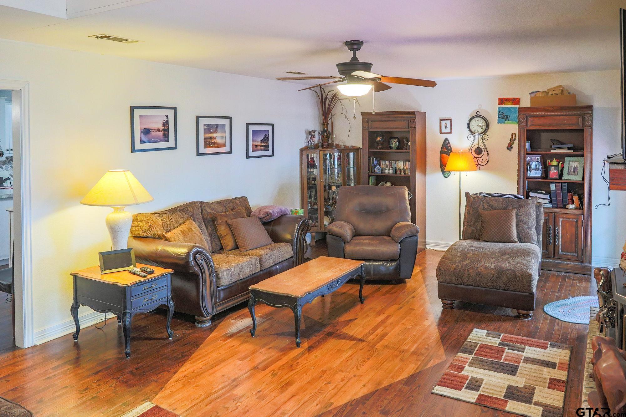 21249 Main Street Chandler, TX 75758 - Photo 21 of 38