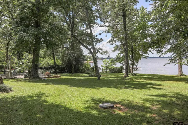 $795,000 | 21249 Main Street, Chandler, TX 75758