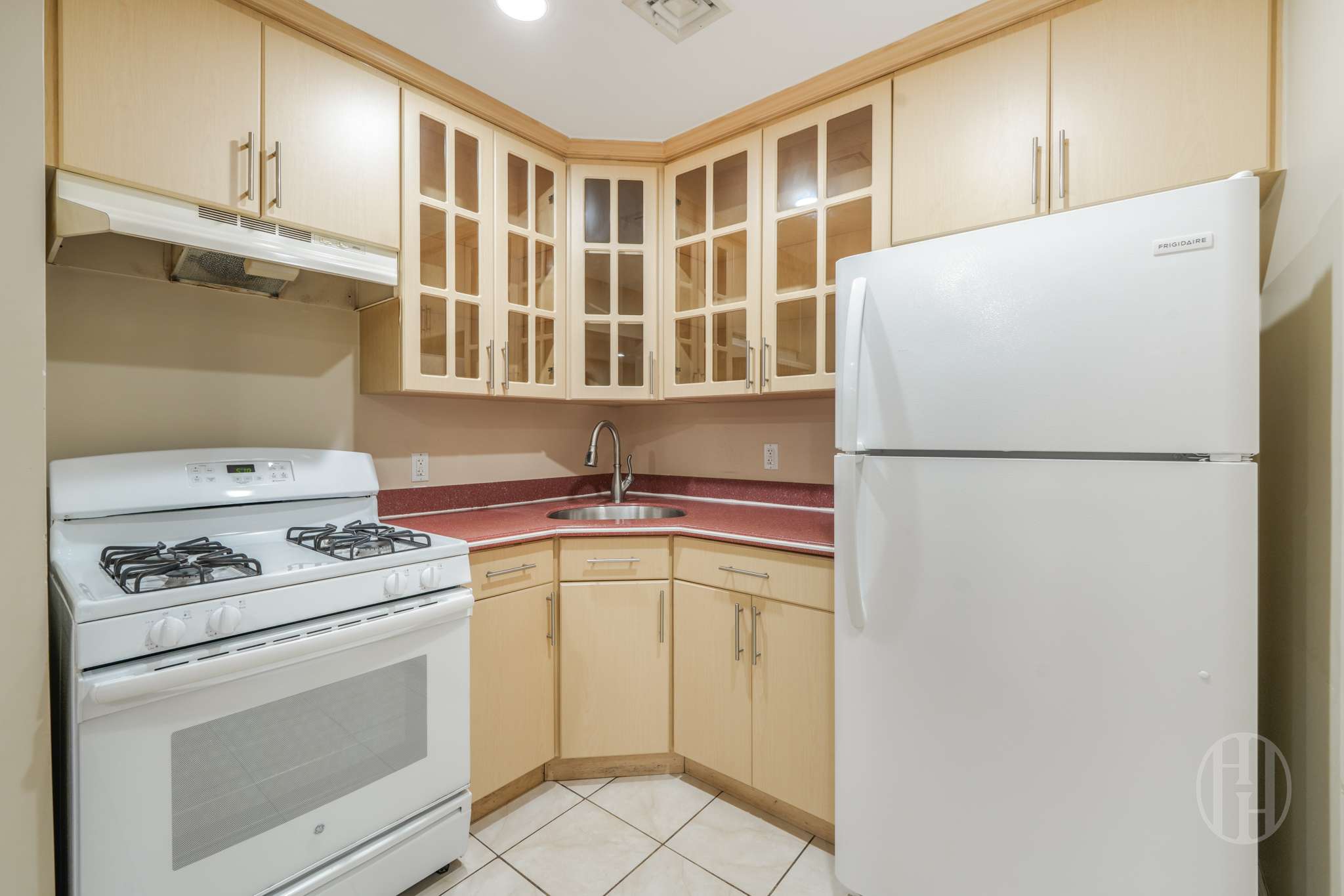 88-10 70th Road, Unit 1 Queens, NY 11375 - Photo 21 of 28 a utility room with dryer and washer