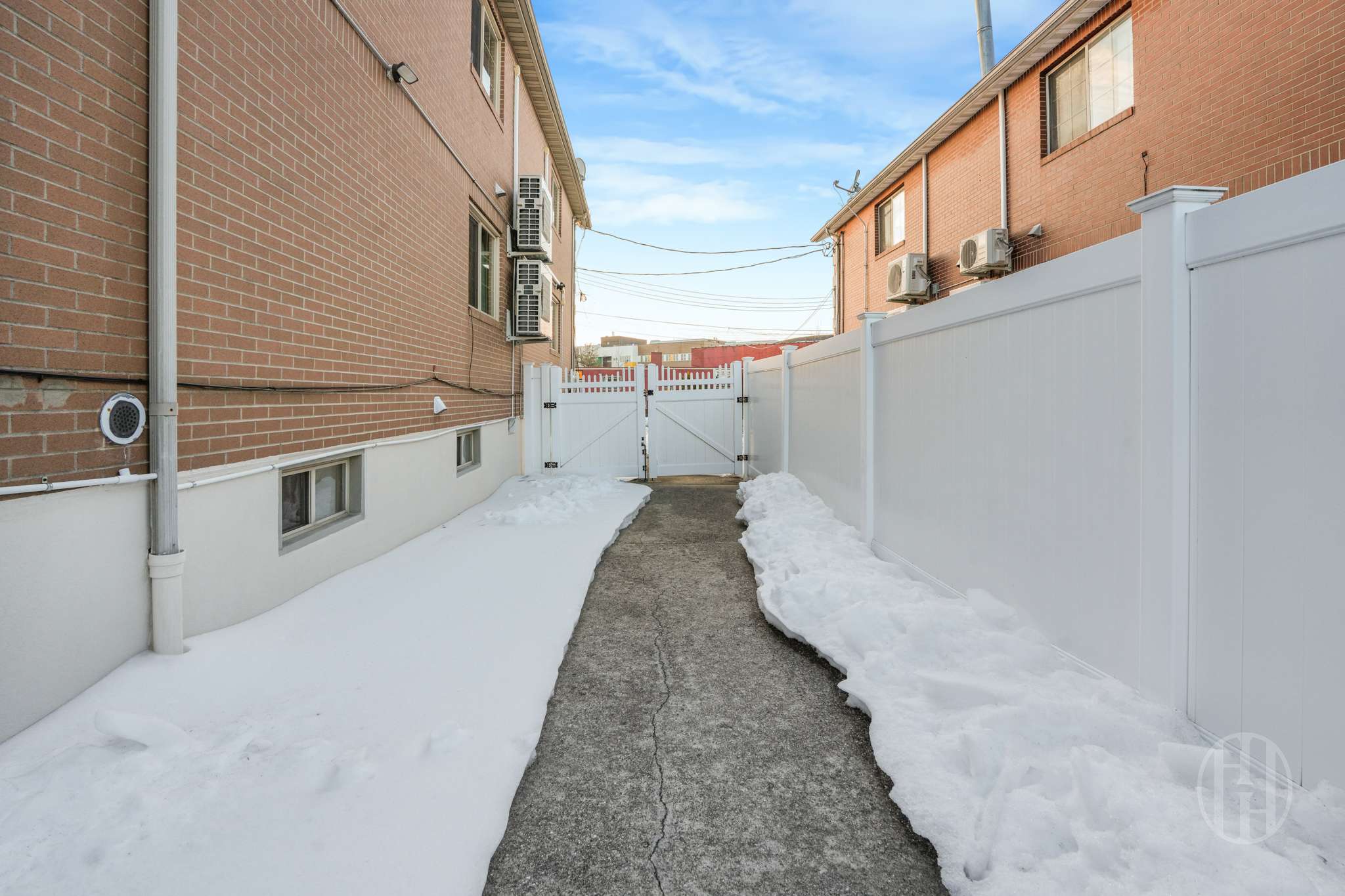 88-10 70th Road, Unit 1 Queens, NY 11375 - Photo 25 of 28 a view of a balcony