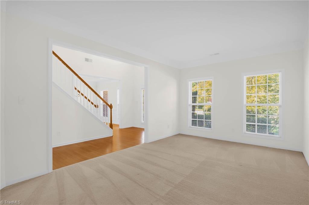 4802 Tradition Way Colfax, NC 27235 - Photo 10 of 37 Living Room
