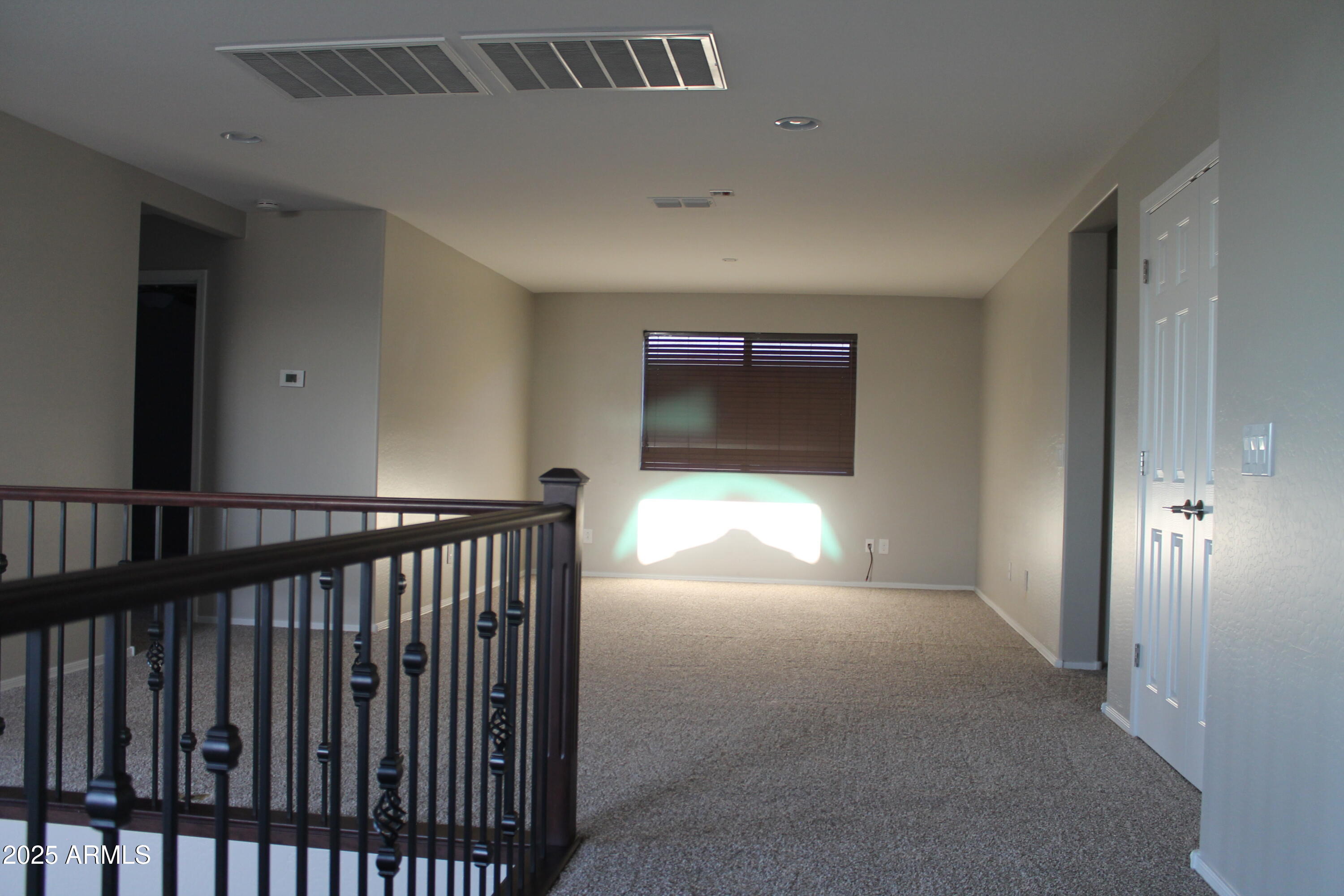 10847 West Nosean Road Peoria, AZ 85383 - Photo 6 of 11