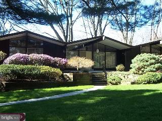 422 Wingate Road Huntingdon Valley, PA 19006 - Photo 1 of 6