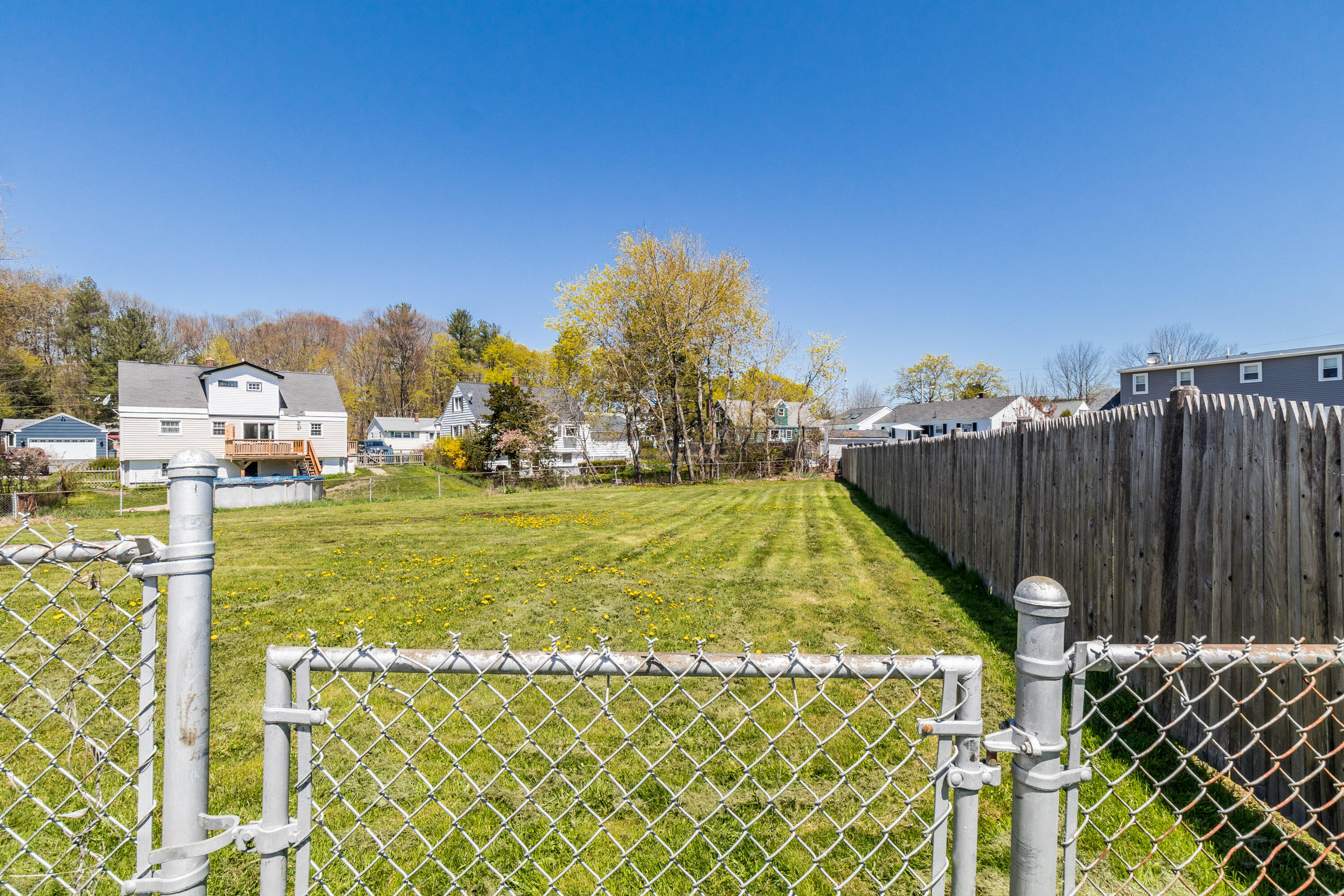 27 Samuel Road Portland, ME 04103 - Photo 45 of 51 20220511ms-82049