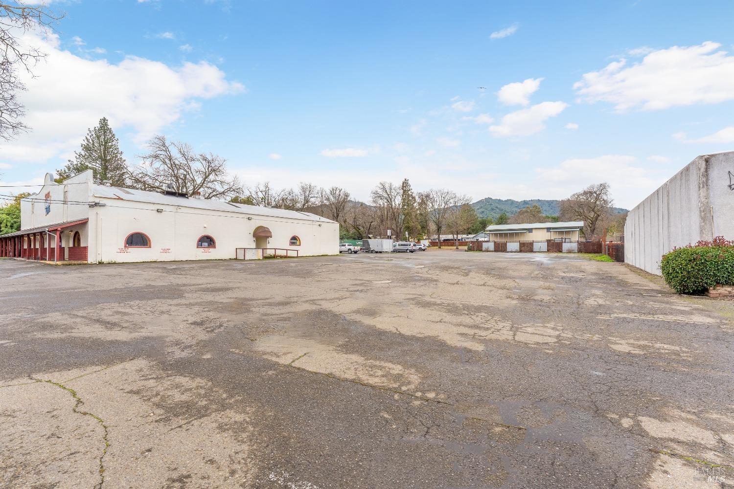 744 North State Street Ukiah, CA 95482 - Photo 2 of 8 a view of a large building