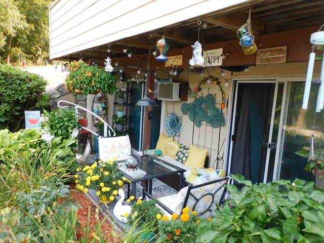 $339,900 | 16 Glen Devin Street, Unit 16, Amesbury, MA 01913