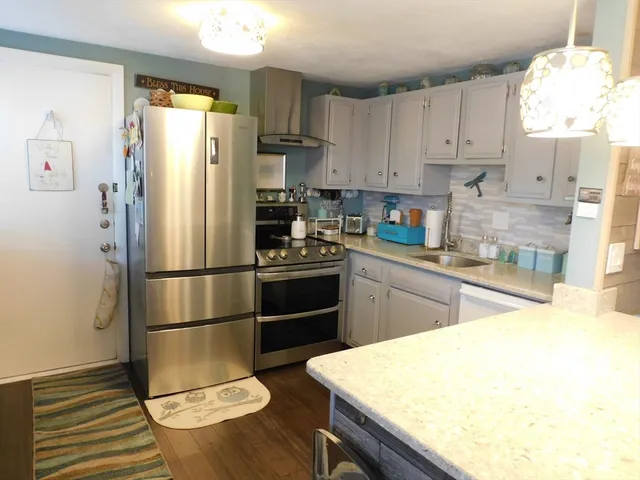 $339,900 | 16 Glen Devin Street, Unit 16, Amesbury, MA 01913