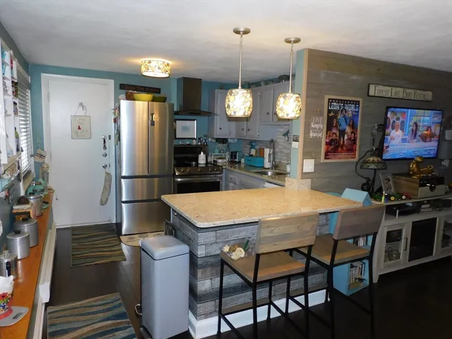 $339,900 | 16 Glen Devin Street, Unit 16, Amesbury, MA 01913