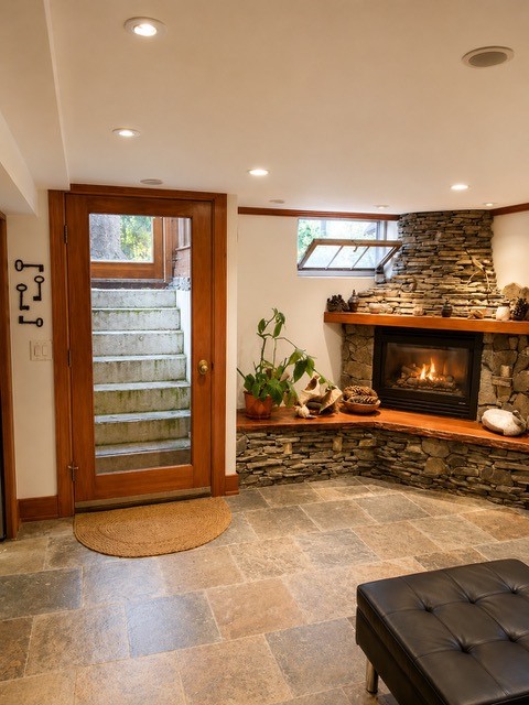 217 4th Street Providence, RI 02906 - Photo 7 of 32 Private entry to open sitting area - Lower level