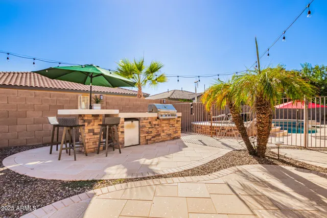 $989,000 | 341 West Hackberry Drive, Chandler, AZ 85248