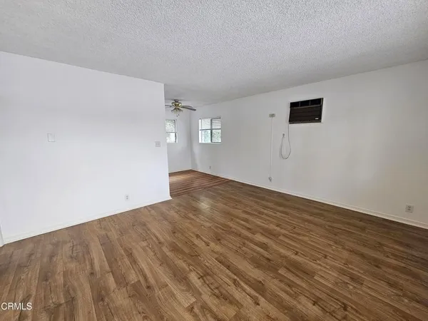 $2,250 | 12246 1/2 Oxnard Street, Unit 1, Los Angeles, CA 91606