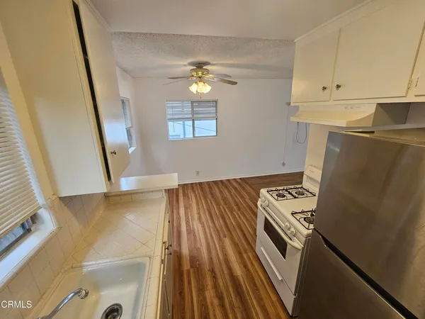 $2,250 | 12246 1/2 Oxnard Street, Unit 1, Los Angeles, CA 91606