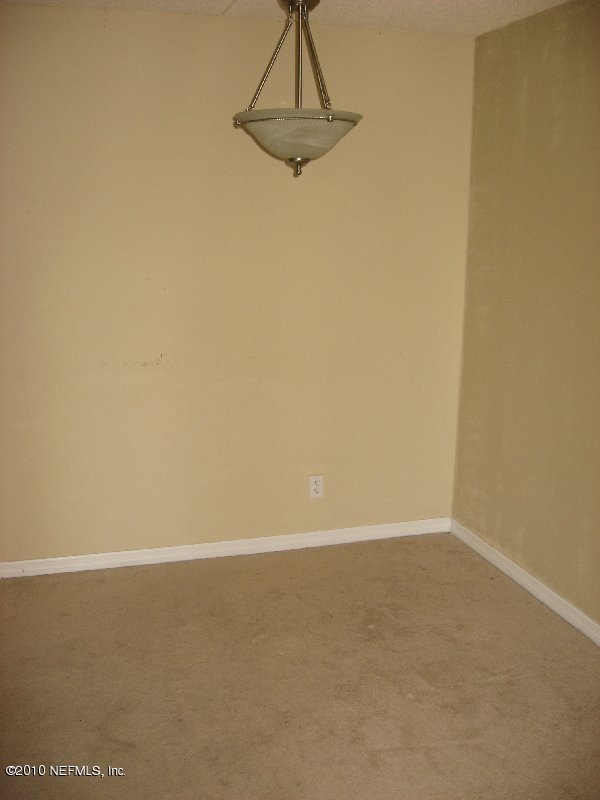 355 Monument Road, Unit 17 D2 Jacksonville, FL 32225 - Photo 3 of 10 a view of a small space