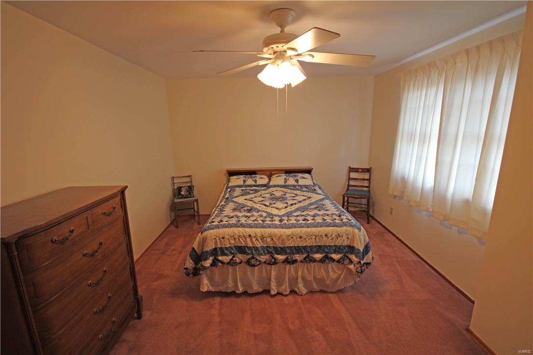 5227 Weber Road St. Louis, MO 63123 - Photo 14 of 22 Gallery Image 14