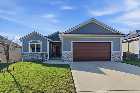 $430,000 | 201 Tanner Drive, Belton, MO 64012